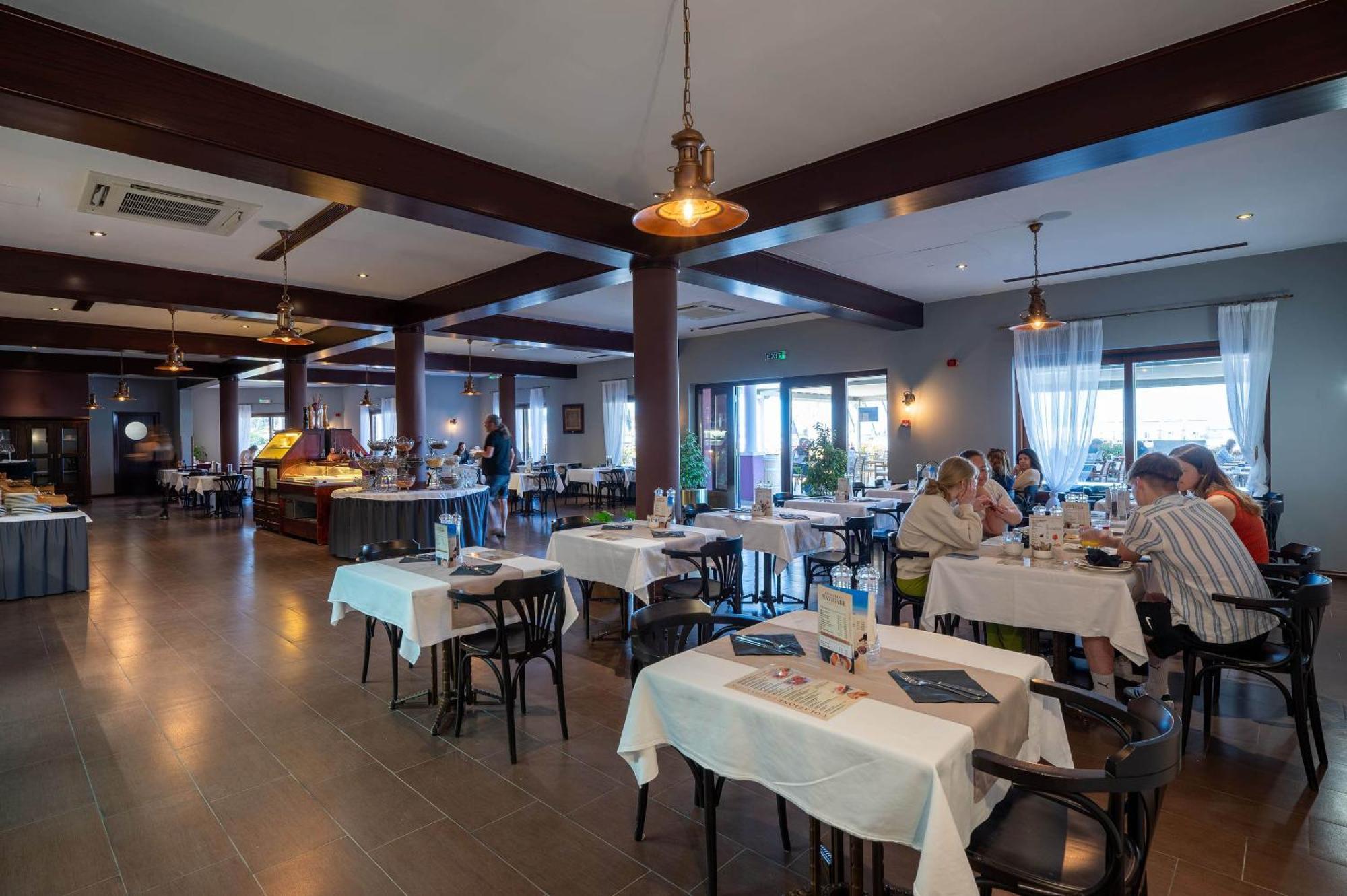 Boutique Hotel Nautica - Spa & Wellness, Free Parking, Pet Friendly Novigrad  Ngoại thất bức ảnh